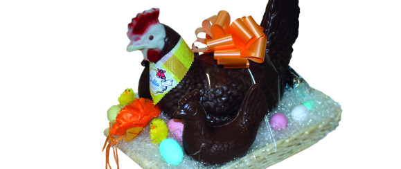 Art.120 Gallina grande cioccolato con gallinelle