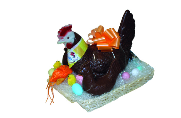 Art.120 Gallina grande cioccolato con gallinelle