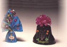 Art 100 Campana cioccolato Decorata gr.1000 –  Art.095 Campana cioccolato gr.300