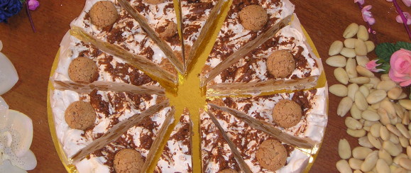 Art.1002 Torta di Torrone ten. kg.2,2             Amaretto