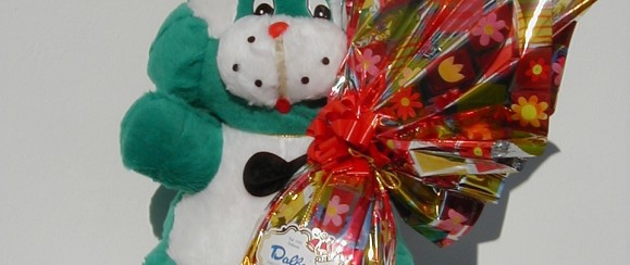 Art.718 uovo cioccolato gr.400 + peluche coniglio