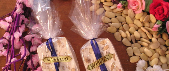 Art. 992 Cubetto gr.200 torrone tenero mandorla