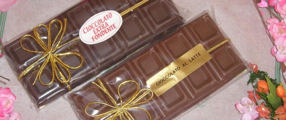 Barre cioccolato gr.200 nastrino oro  Latte  o  Fondente