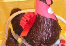 Art.125 gallo cioccolato con gallinelle