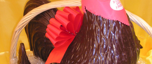 Art.125 gallo cioccolato con gallinelle