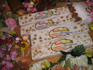 stecche torrone nocciola natale dalba dolciaria