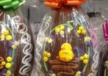 A.135 UOVO cioccolato T.9 DECORATO