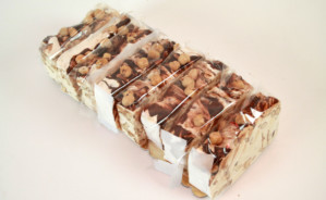 VARIEGATO NOCCIOLATA PANETTO TORRONE MANDORLA da Kg. 1,7 a FETTE